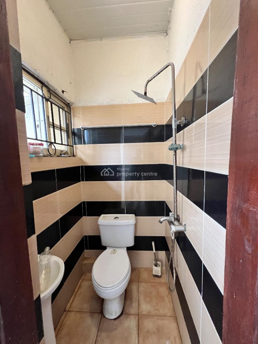 Spacious 1 Bedroom Apartment, Lekki Phase 1, Lekki, Lagos, Flat / Apartment for Rent