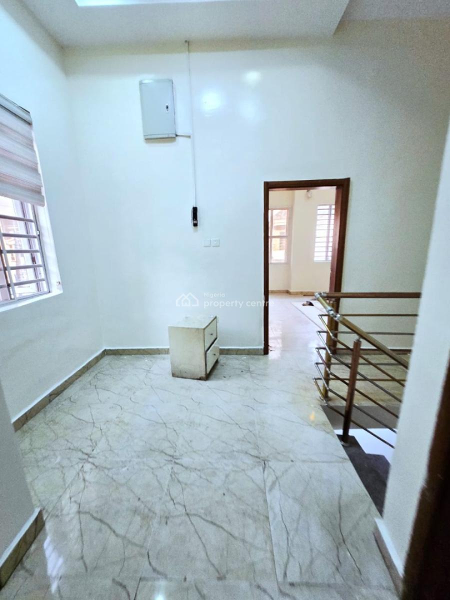 Newly Renovated 4 Bedroom Semi-detached Duplex, Chevron, Lekki, Lagos, Semi-detached Duplex for Rent