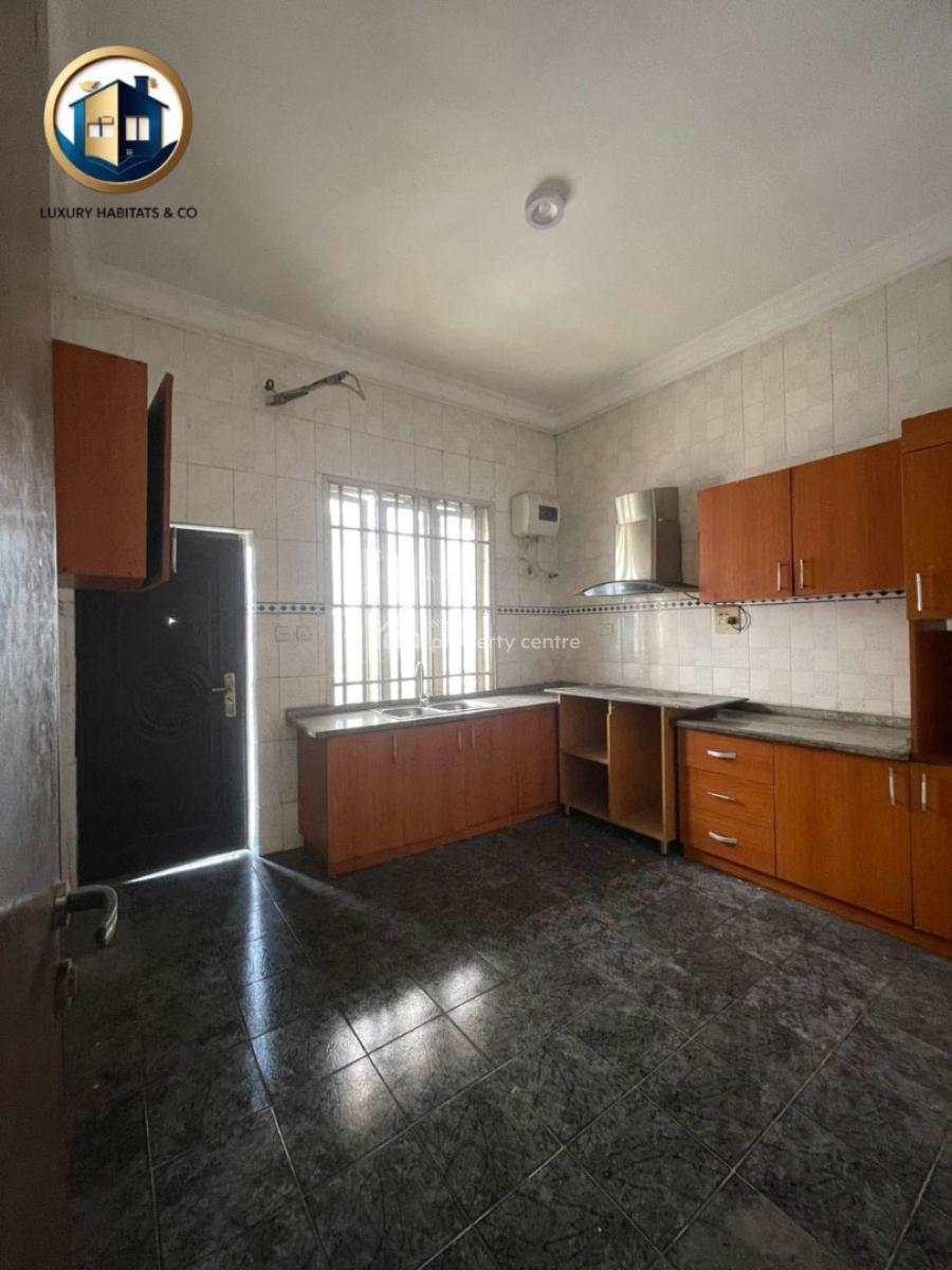 3 Bedroom Flat All Rooms En-suite with a Bq, Chevron, Lekki, Lagos, Flat / Apartment for Rent