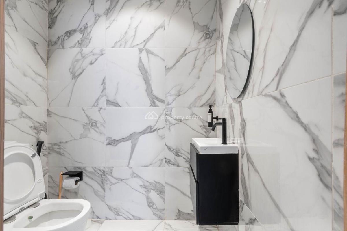 Luxury 1 Bedroom Waterfront Apartment with Snooker Board, Swimming Pool, Lekki Phase 1, Lekki, Lagos, Flat / Apartment Short Let