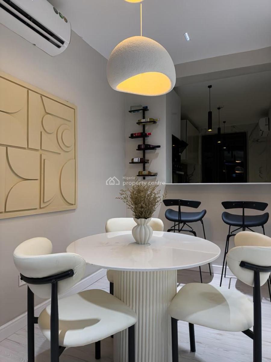 Smart Luxury Two Bedroom Apartment with Swimming Pool and Ps5., Lekki Phase 1, Lekki, Lagos, Flat / Apartment Short Let