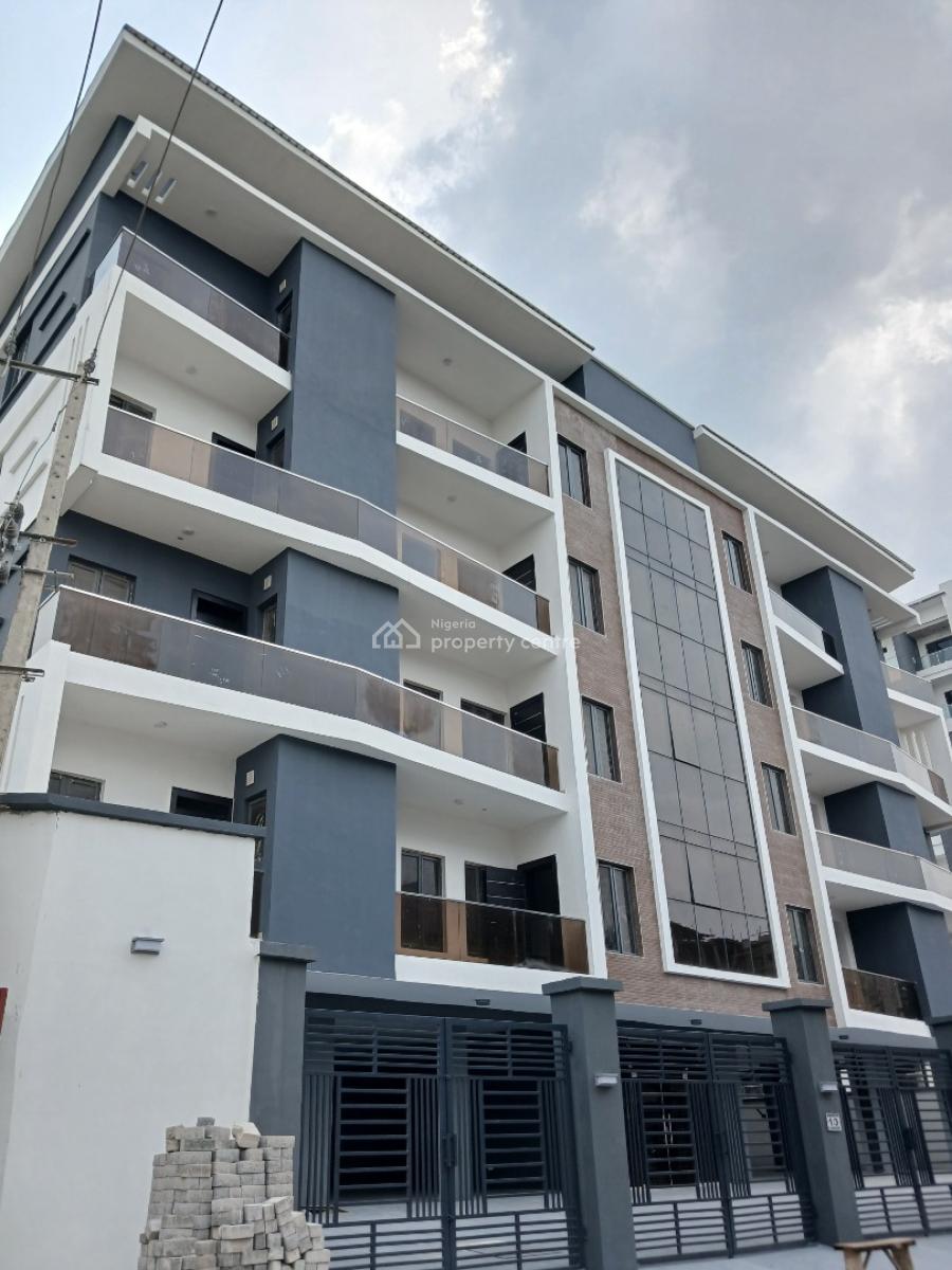 Tastefully Finished and Serviced 4 Bedroom En-suite Apartment with an, Lekki Phase 1, Lekki, Lagos, House for Sale