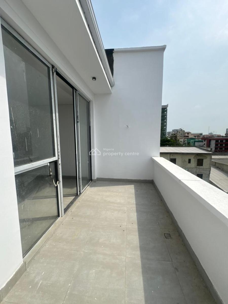 4-bedroom Terrace Houses, Victoria Island (vi), Lagos, House for Sale