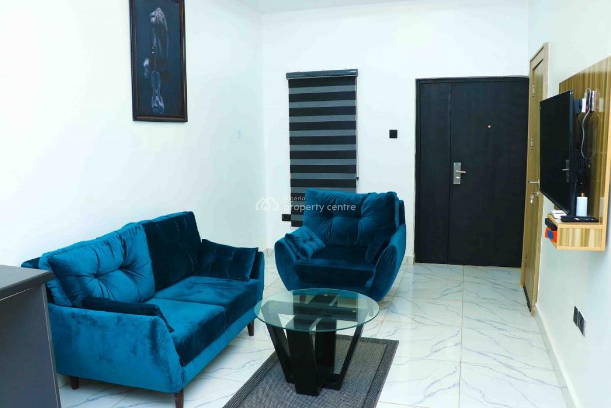Nicely Furnished 3 Bedroom Apartment, Apo, Abuja, Flat / Apartment Short Let