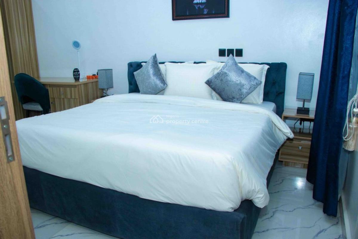 Nicely Furnished 3 Bedroom Apartment, Apo, Abuja, Flat / Apartment Short Let