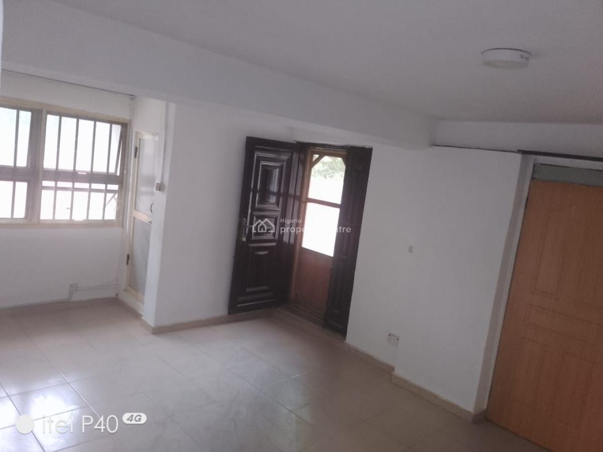 2 Bedroom Apartment, Ileri Oluwa Crescent, Off College Road., Ogba, Ikeja, Lagos, Flat / Apartment for Rent