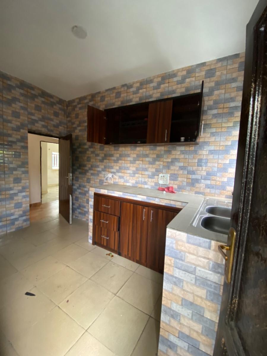 Sharp 2 Bedroom Apartment with 3 Toilets and Constant Electricity (fed, Eliozu, Port Harcourt, Rivers, Flat / Apartment for Rent