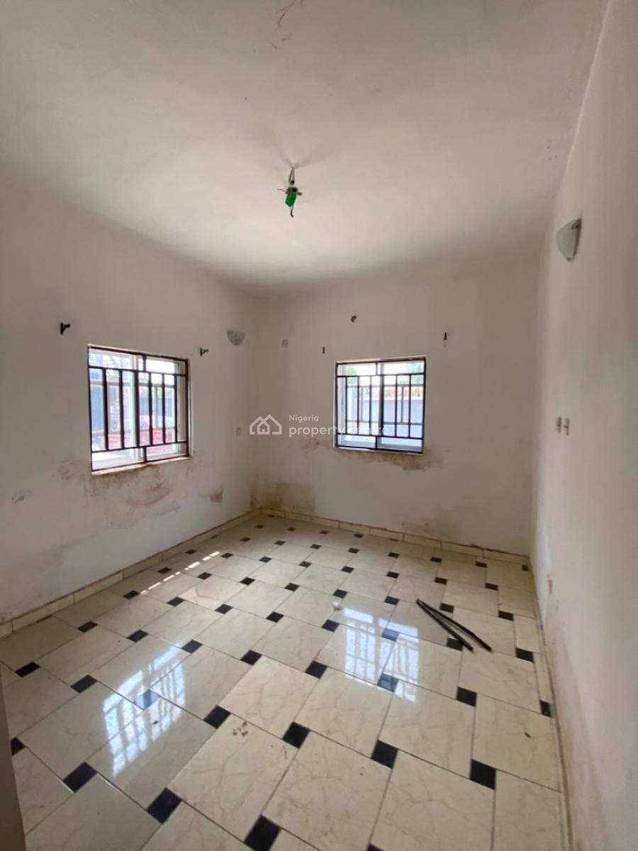 Sharp 2 Bedroom Apartment with 3 Toilets and Constant Electricity (fed, Eliozu, Port Harcourt, Rivers, Flat / Apartment for Rent