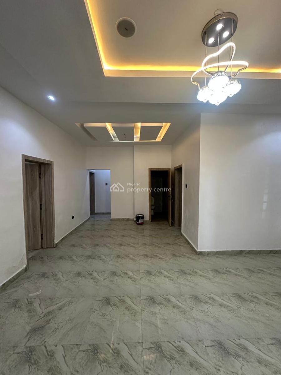 2 Bedroom Apartment with Bq, Abraham Adesanya, Lekki, Lagos, Flat / Apartment for Rent