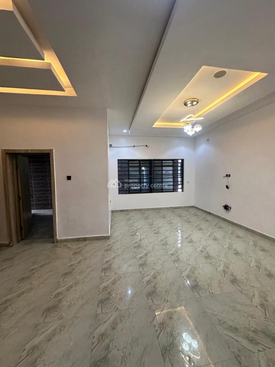 2 Bedroom Apartment with Bq, Abraham Adesanya, Lekki, Lagos, Flat / Apartment for Rent