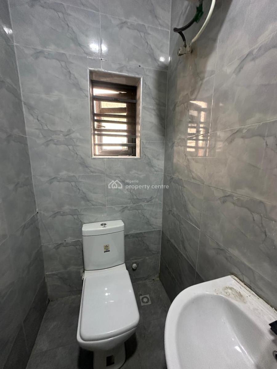 2 Bedroom Apartment with Bq, Abraham Adesanya, Lekki, Lagos, Flat / Apartment for Rent