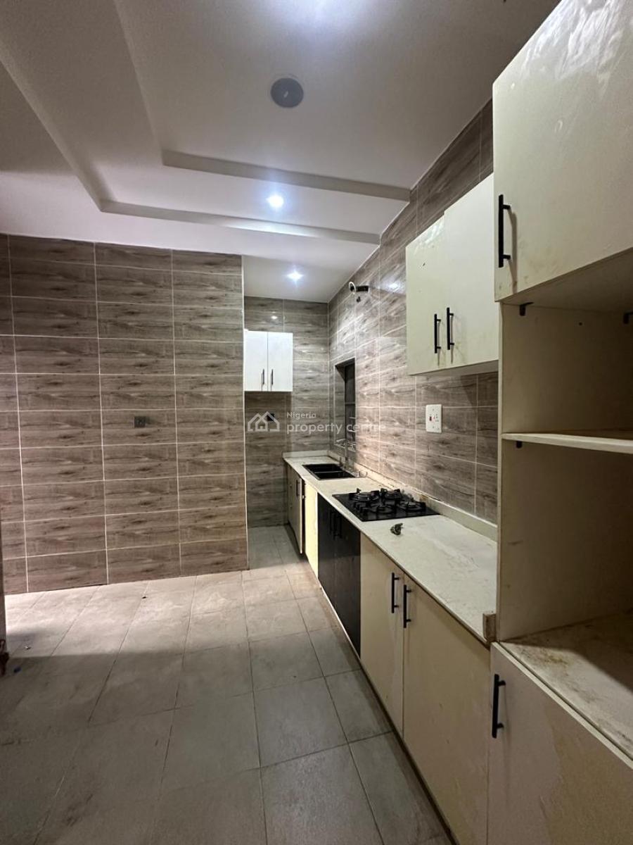 2 Bedroom Apartment with Bq, Abraham Adesanya, Lekki, Lagos, Flat / Apartment for Rent