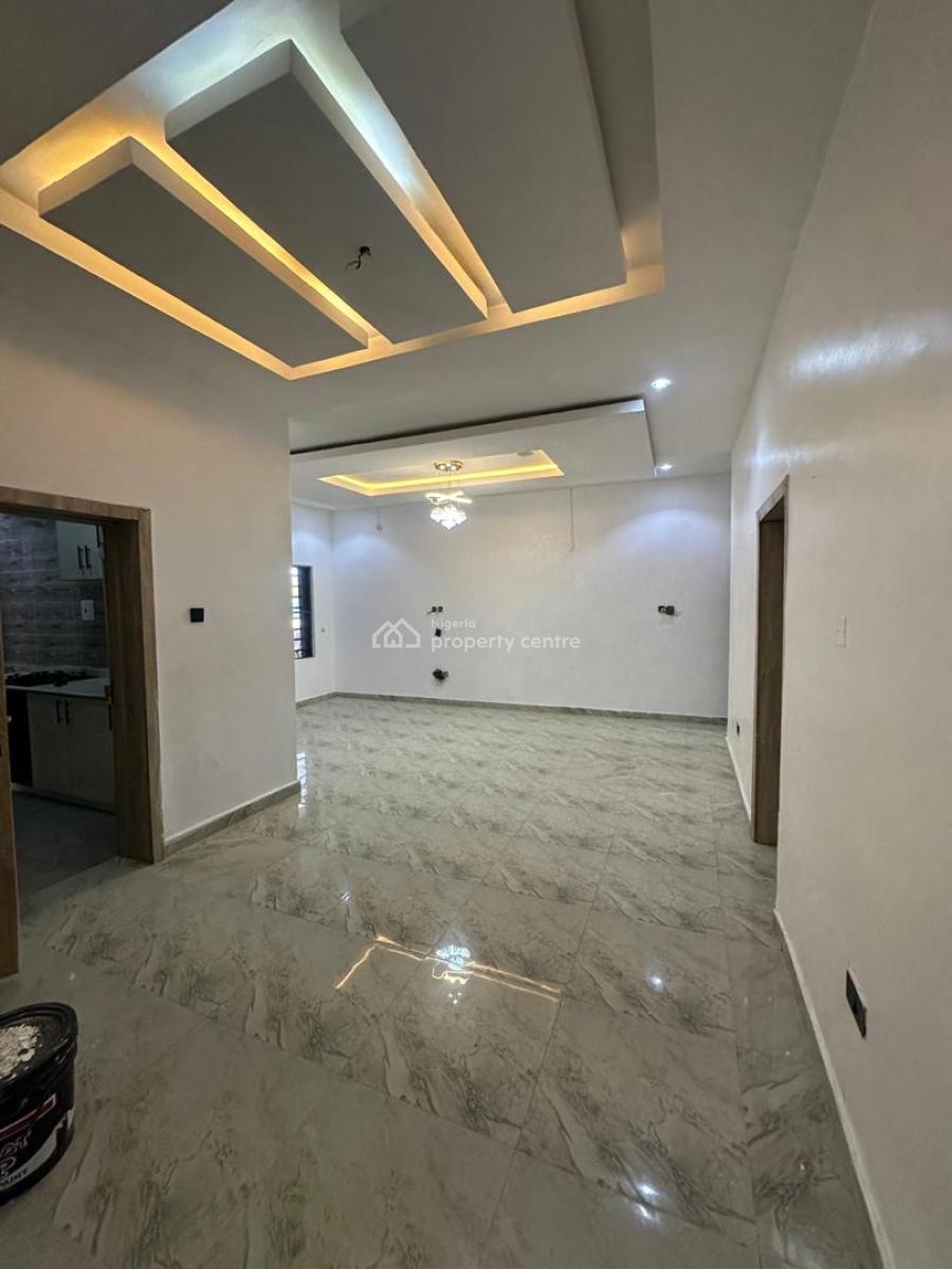 2 Bedroom Apartment with Bq, Abraham Adesanya, Lekki, Lagos, Flat / Apartment for Rent