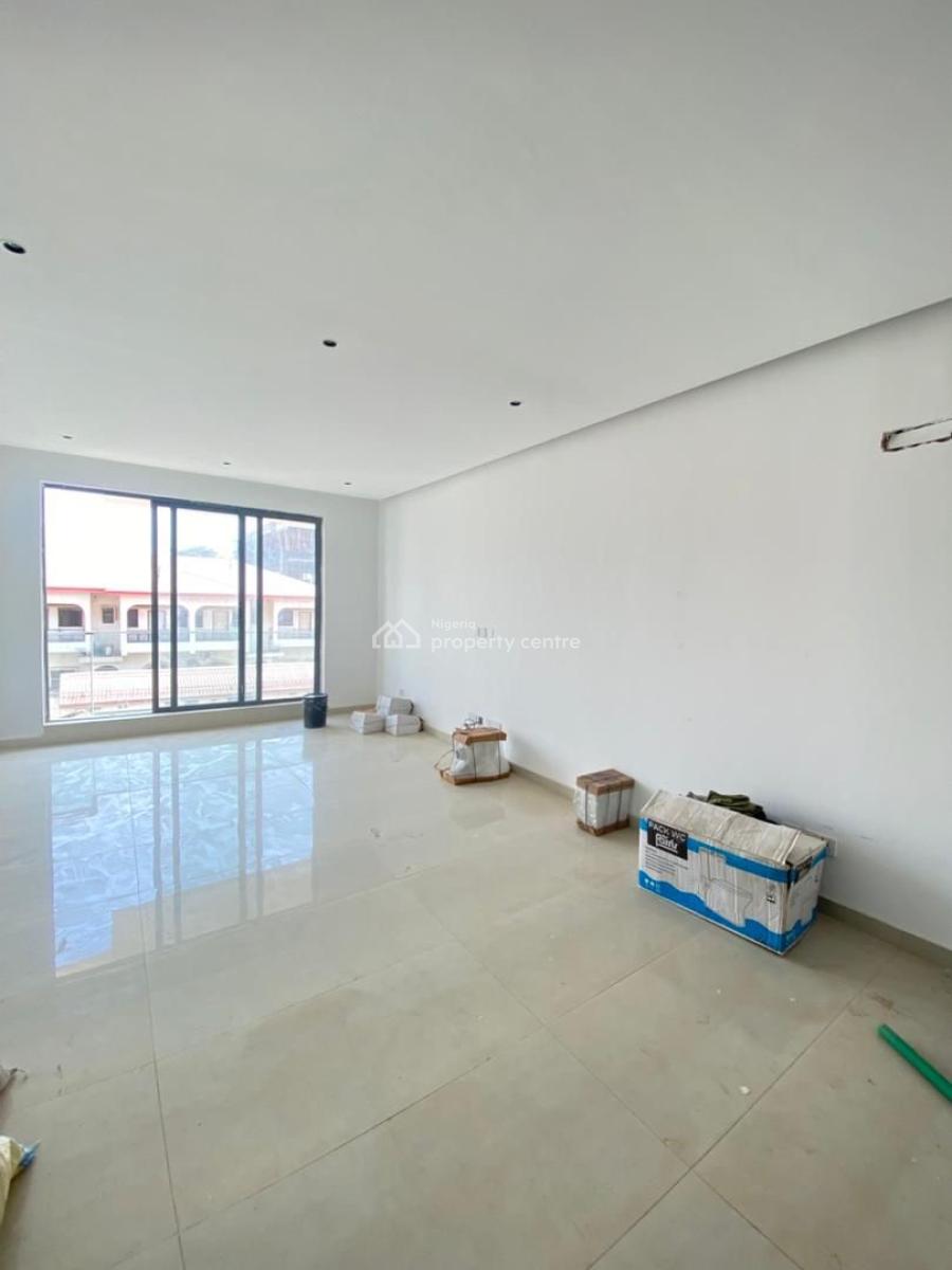 Lovely 3 Bedrooms Apartment with Elevator in a Secured Estate, Lekki Phase 1, Lekki, Lagos, Flat / Apartment for Sale