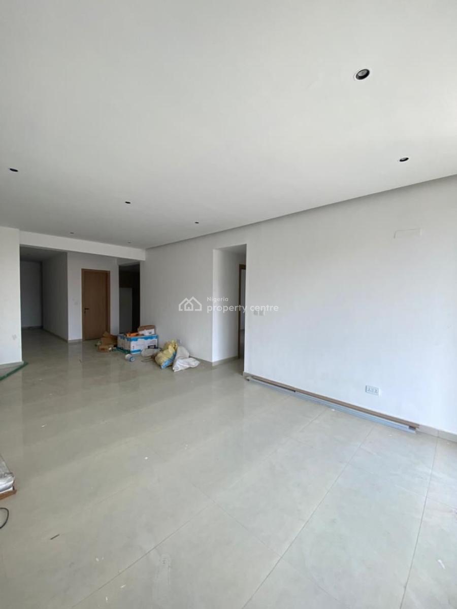 Lovely 3 Bedrooms Apartment with Elevator in a Secured Estate, Lekki Phase 1, Lekki, Lagos, Flat / Apartment for Sale