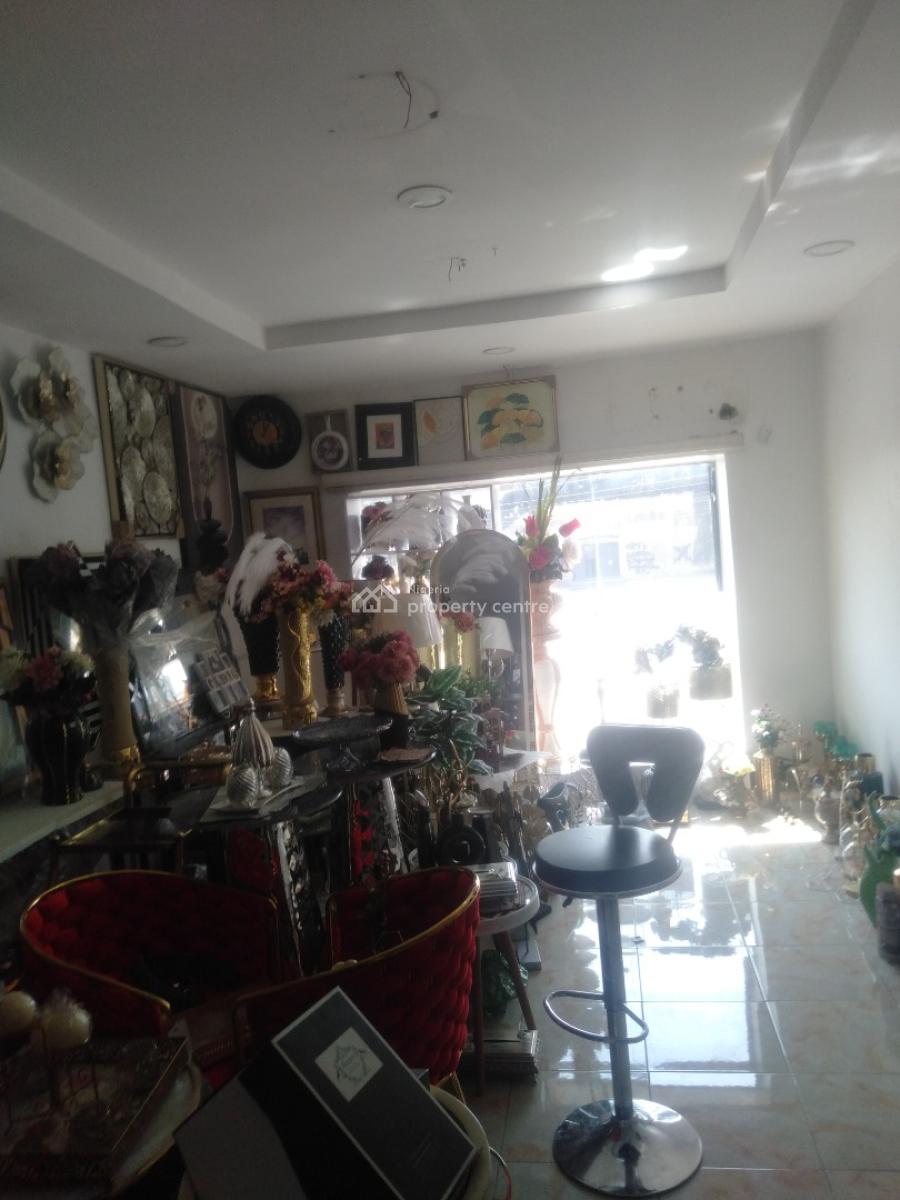 Spacious Shop, 1st Avenue, Gwarinpa, Abuja, Shop for Rent
