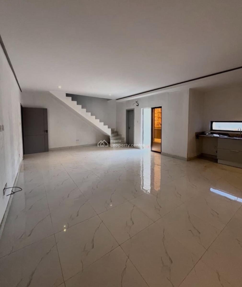 2 Bedroom Maisonette, Lekki Phase 1, Lekki, Lagos, Flat / Apartment for Rent