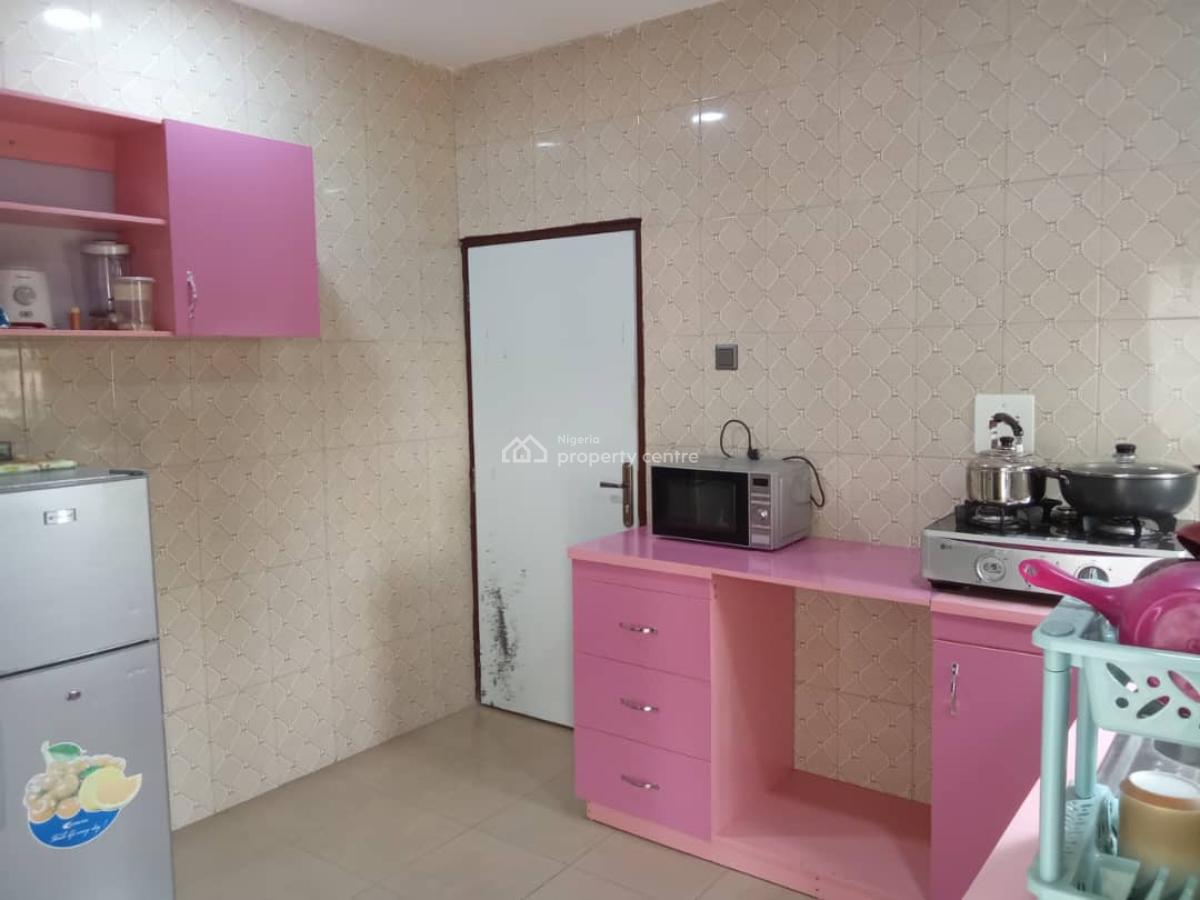 Nicely Furnished 3 Bedroom Apartment, Uyo, Akwa Ibom, Flat / Apartment Short Let