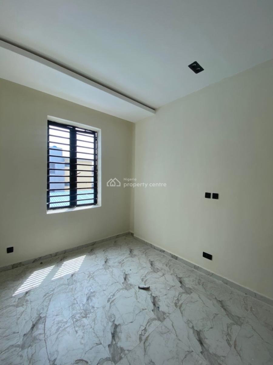 Neat 2 Bedroom Apartment Orchid with Pool & Elevator, Orchid, Lekki, Lagos, Flat / Apartment for Sale