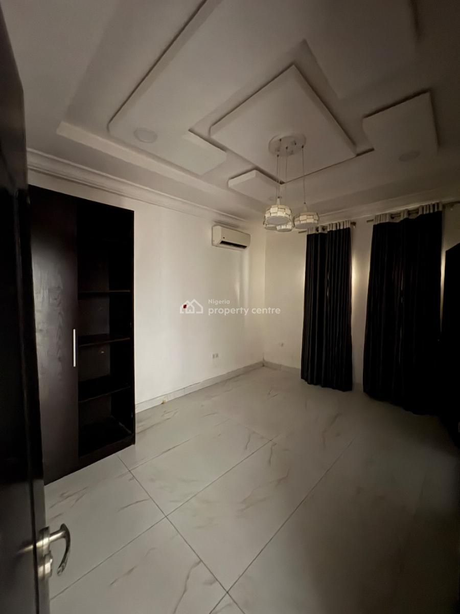 6 Units of 2-bedroom Apartments with Ac & Guest Toilet, Lekki Phase 1, Lekki, Lagos, Flat / Apartment for Rent