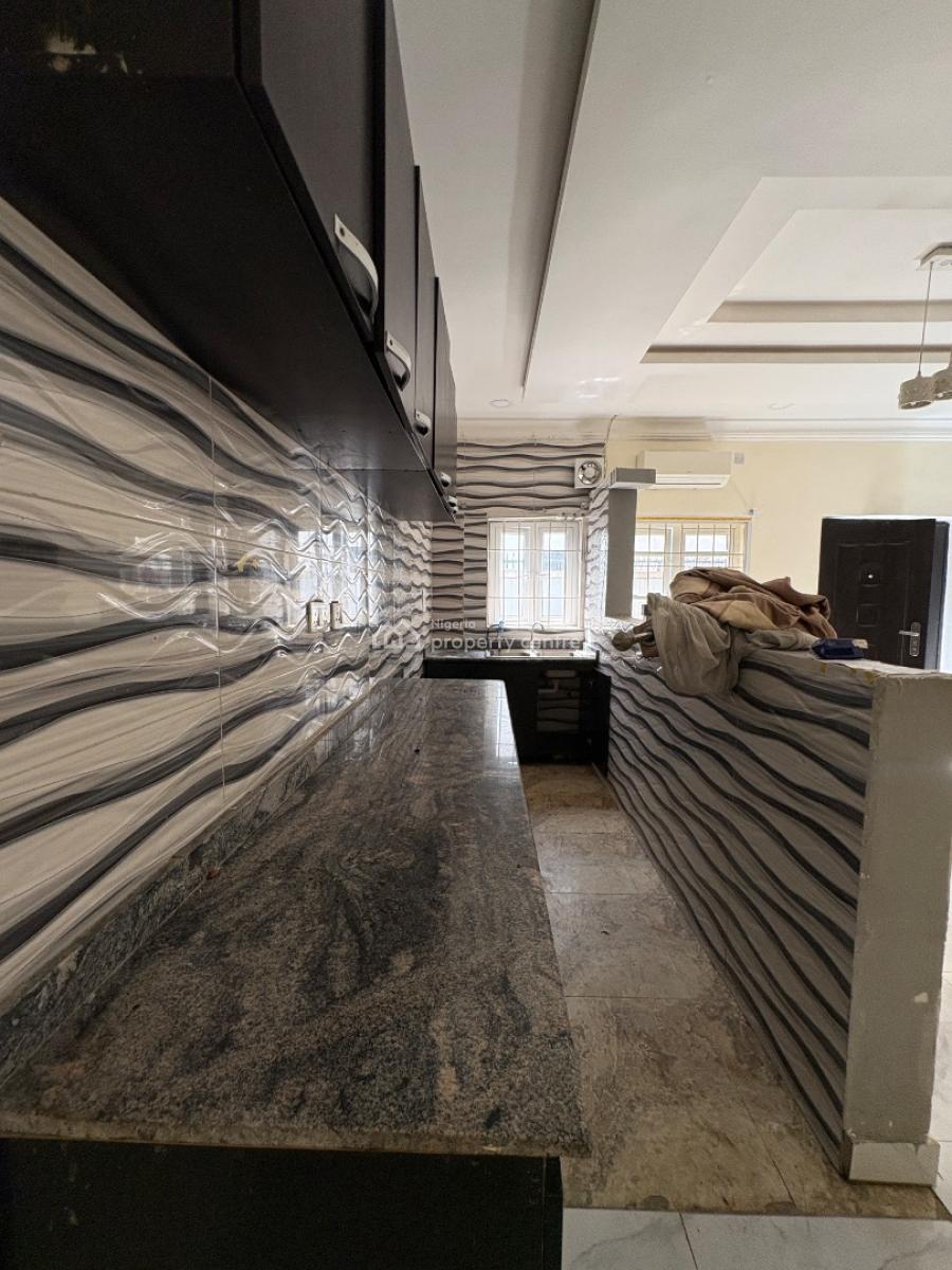 6 Units of 2-bedroom Apartments with Ac & Guest Toilet, Lekki Phase 1, Lekki, Lagos, Flat / Apartment for Rent