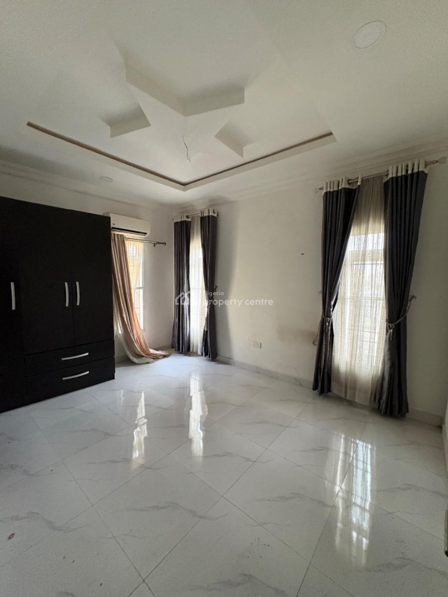 6 Units of 2-bedroom Apartments with Ac & Guest Toilet, Lekki Phase 1, Lekki, Lagos, Flat / Apartment for Rent