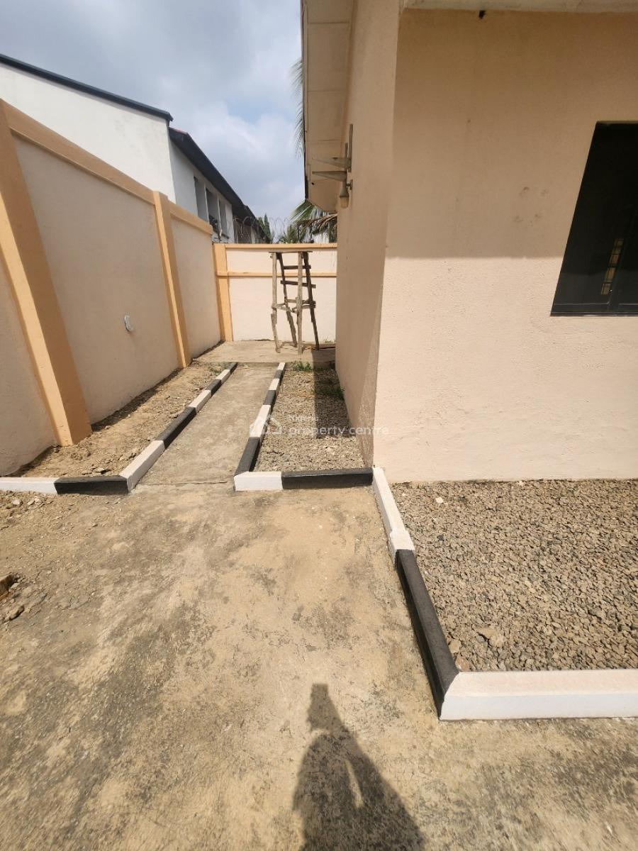 Clean Fully Detached 5bedroo. Duplex with 2rm Bq,gen,ac,gaze Tarred Rd, Maitama Main, Maitama District, Abuja, Detached Duplex for Rent