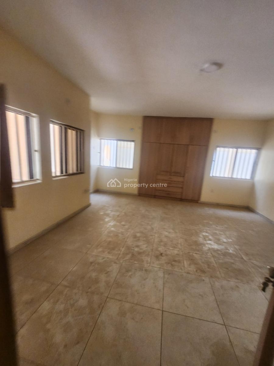 Clean Fully Detached 5bedroo. Duplex with 2rm Bq,gen,ac,gaze Tarred Rd, Maitama Main, Maitama District, Abuja, Detached Duplex for Rent