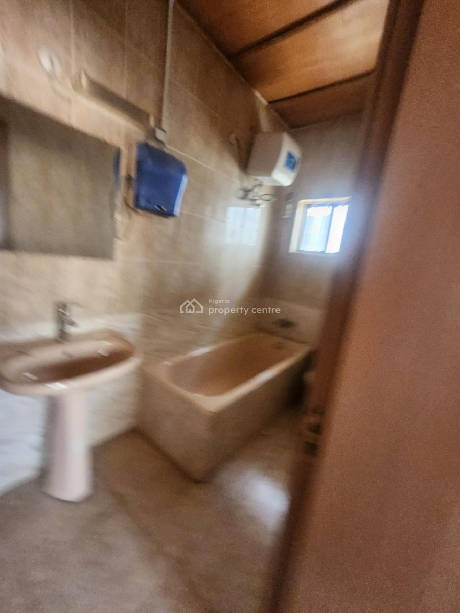 Clean Fully Detached 5bedroo. Duplex with 2rm Bq,gen,ac,gaze Tarred Rd, Maitama Main, Maitama District, Abuja, Detached Duplex for Rent