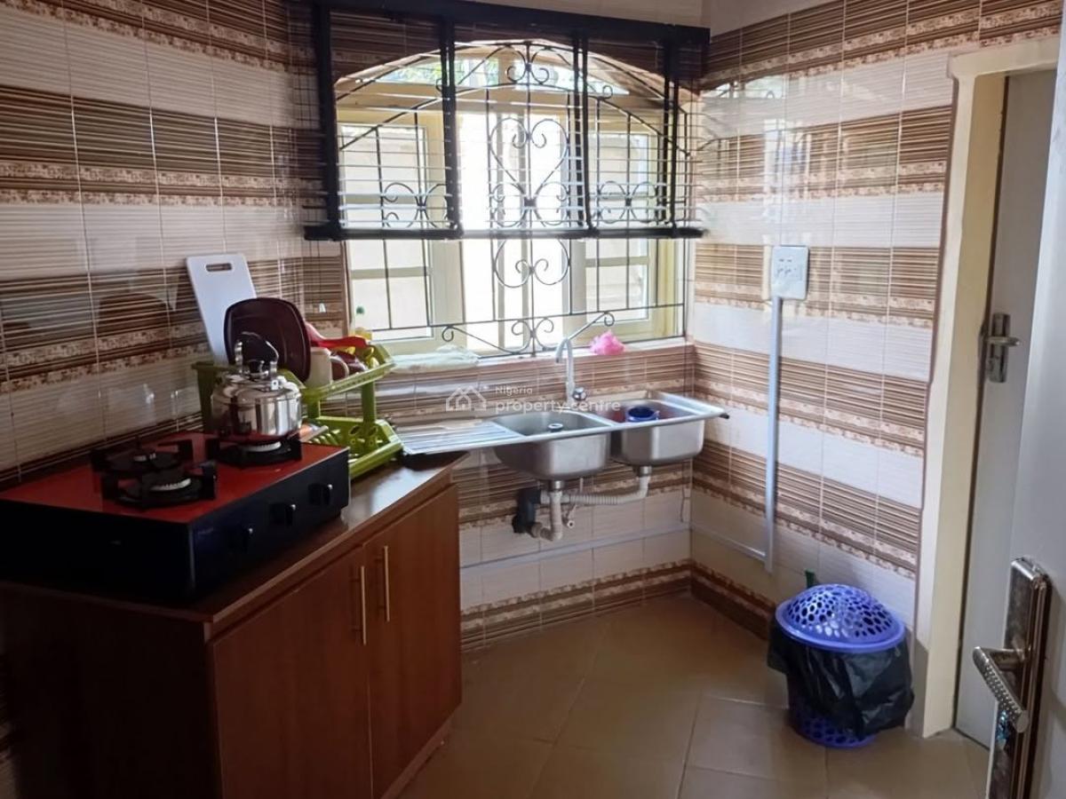 Nicely Furnished 2 Bedroom Apartment, Uyo, Akwa Ibom, Flat / Apartment Short Let