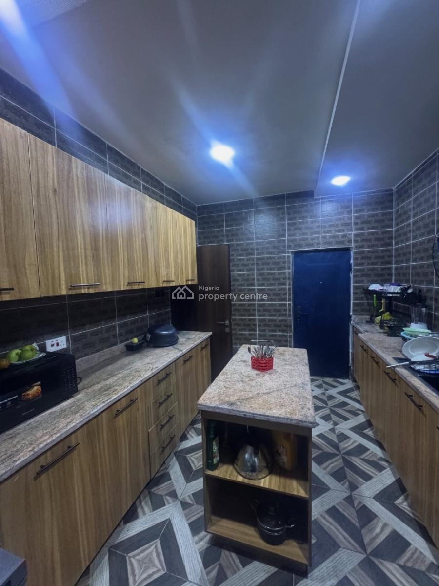 4 Bedroom Bungalow with Gatehouse & Rooftop Lounge, Abuloma, Port Harcourt, Rivers, Detached Bungalow for Sale