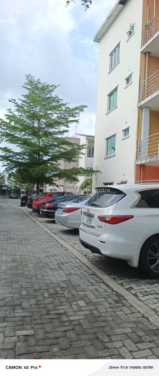 Very Spacious Room and Parlour Miniflat, Paradise 2 Estate Chevron Alternative, Lekki, Lagos, Self Contain (single Rooms) for Rent