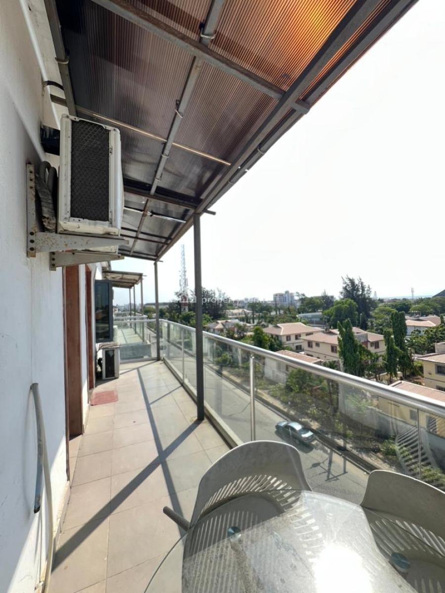 Lovely 2 Bedroom Apartment, Lekki Phase 1, Lekki, Lagos, Flat / Apartment for Sale