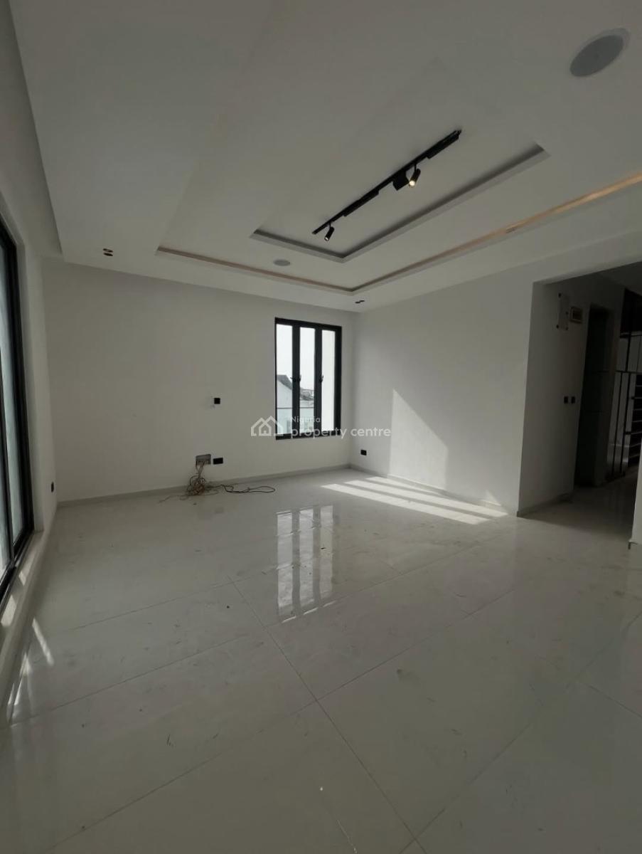 This Beautiful 5 Bedrooms Duplex, Ikate, Lekki, Lagos, Semi-detached Duplex for Rent