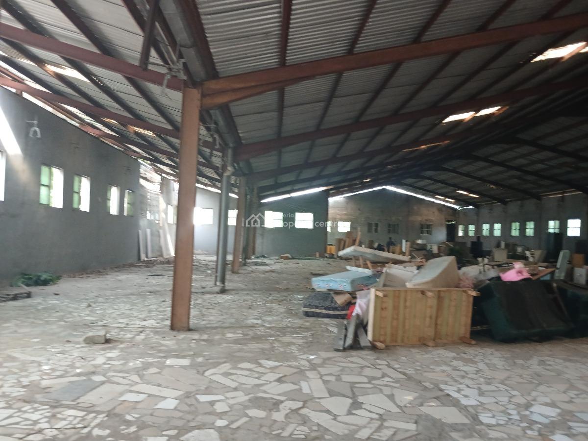 850sqm Warehouse in a Gated Estate, Oluwanishola Estate, 2nd Toll Gate, Lekki Expressway, Lekki, Lagos, Warehouse for Rent