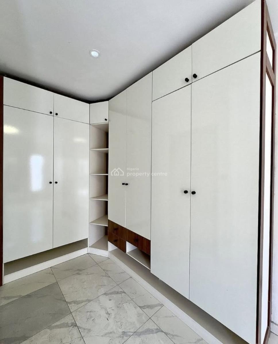 Newly Built and Serviced 4 Bedrooms En-suite Townhouse with Fitted Kitchen, Chevron Drive, Before 2nd Toll Gate, Lekki, Lagos, Terraced Duplex for Rent