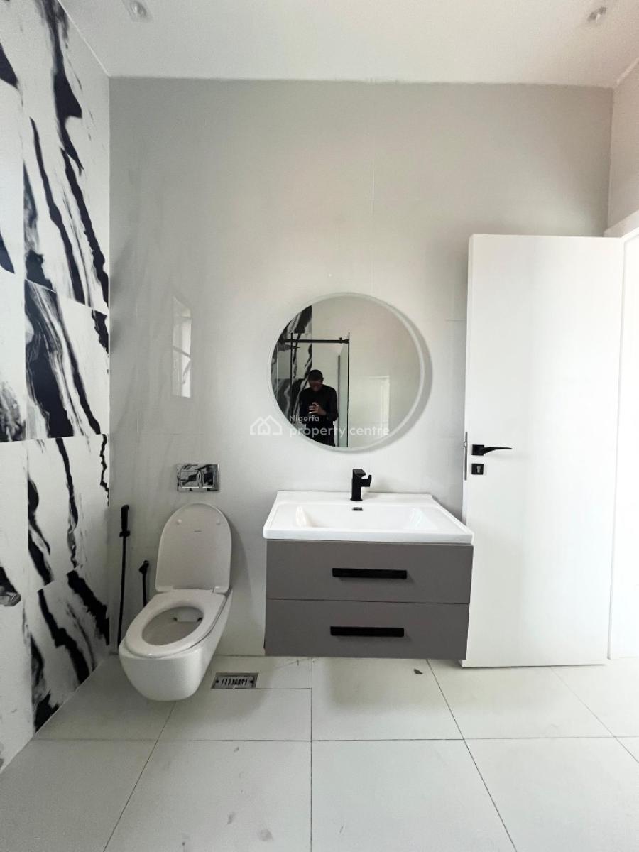 Exquisite 4 Bedroom Fully Detached Duplex in a Secure Estate, Lekki Phase 1, Lekki, Lagos, Detached Duplex for Sale