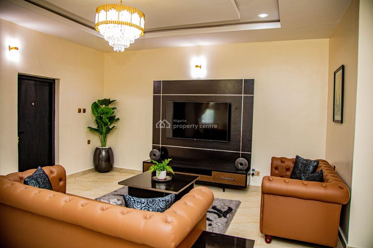 Nicely Furnished 3 Bedroom Apartment, Uyo, Akwa Ibom, Flat / Apartment Short Let
