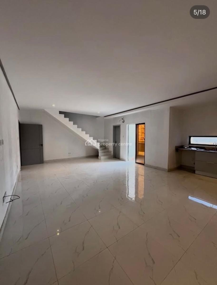 Luxury 2 Bedroom Maisonette with Elevator, Freedomway, Lekki Phase 1, Lekki, Lagos, Flat / Apartment for Rent