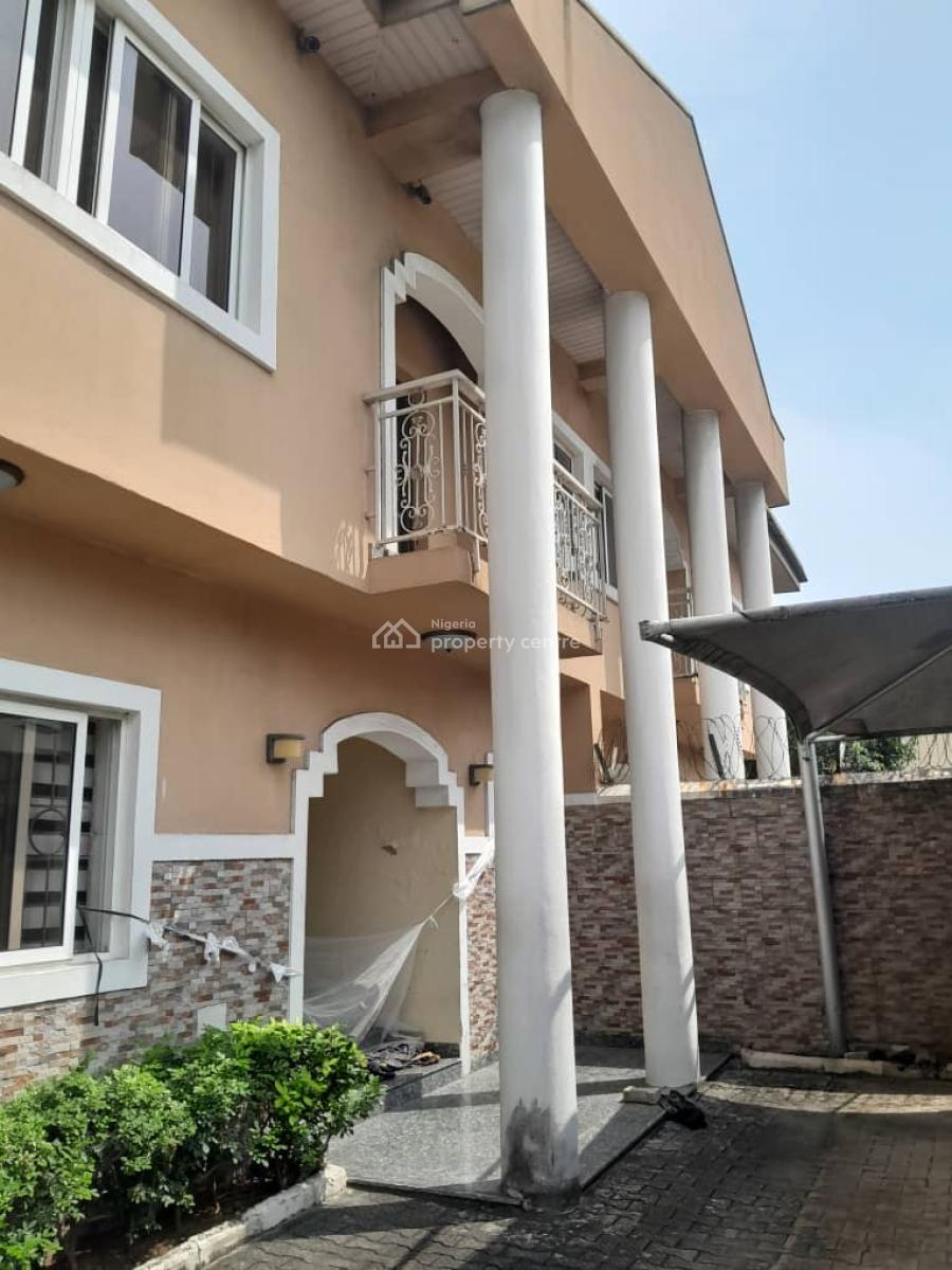 Twin Duplex Consists of 8 Bedroom Duplex Each with 2room Bq, Lekki Phase 1, Lekki, Lagos, Commercial Property for Rent