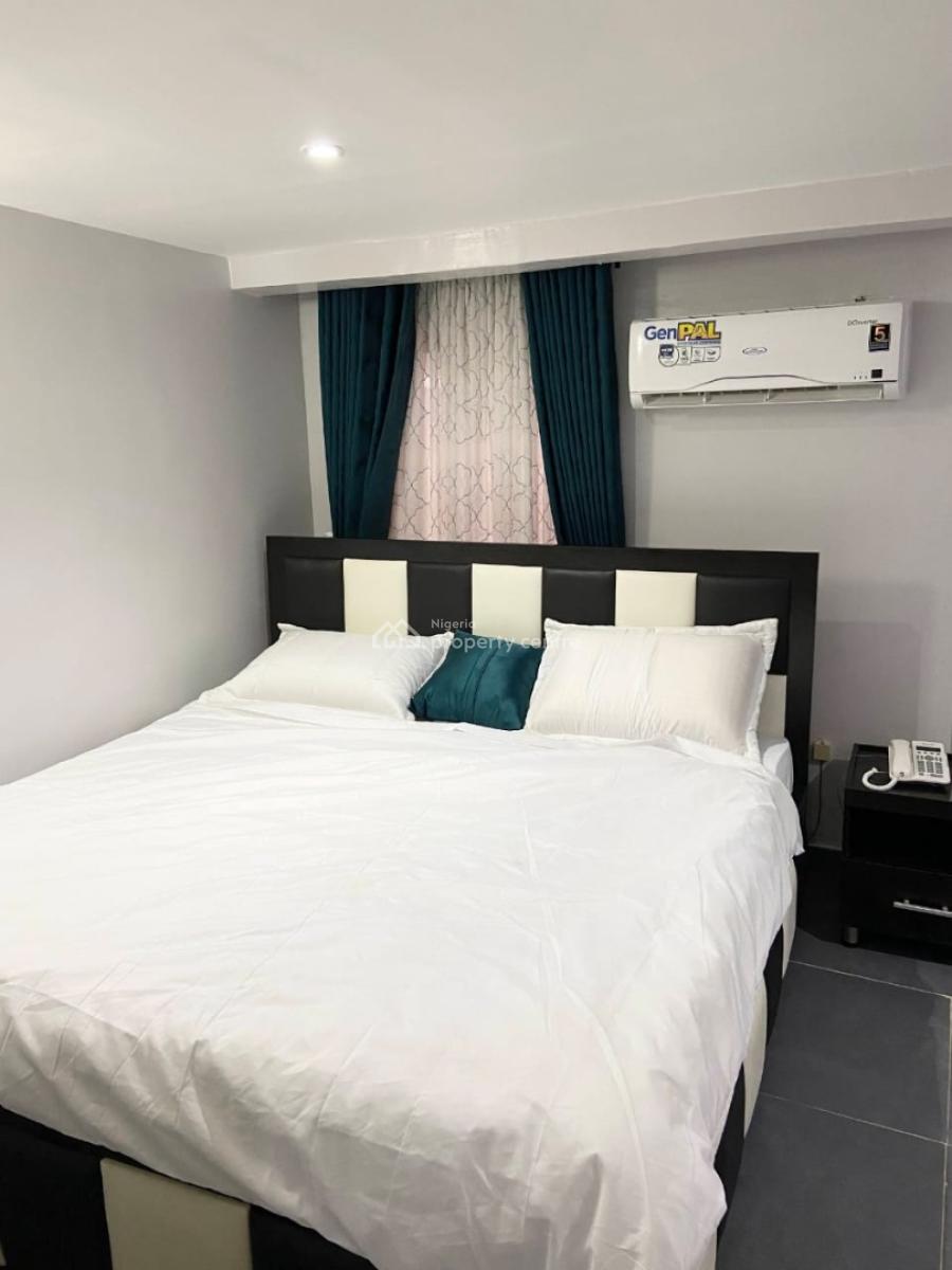 Nicely Furnished 1 Bedroom Apartment, Maryland, Lagos, Flat / Apartment Short Let