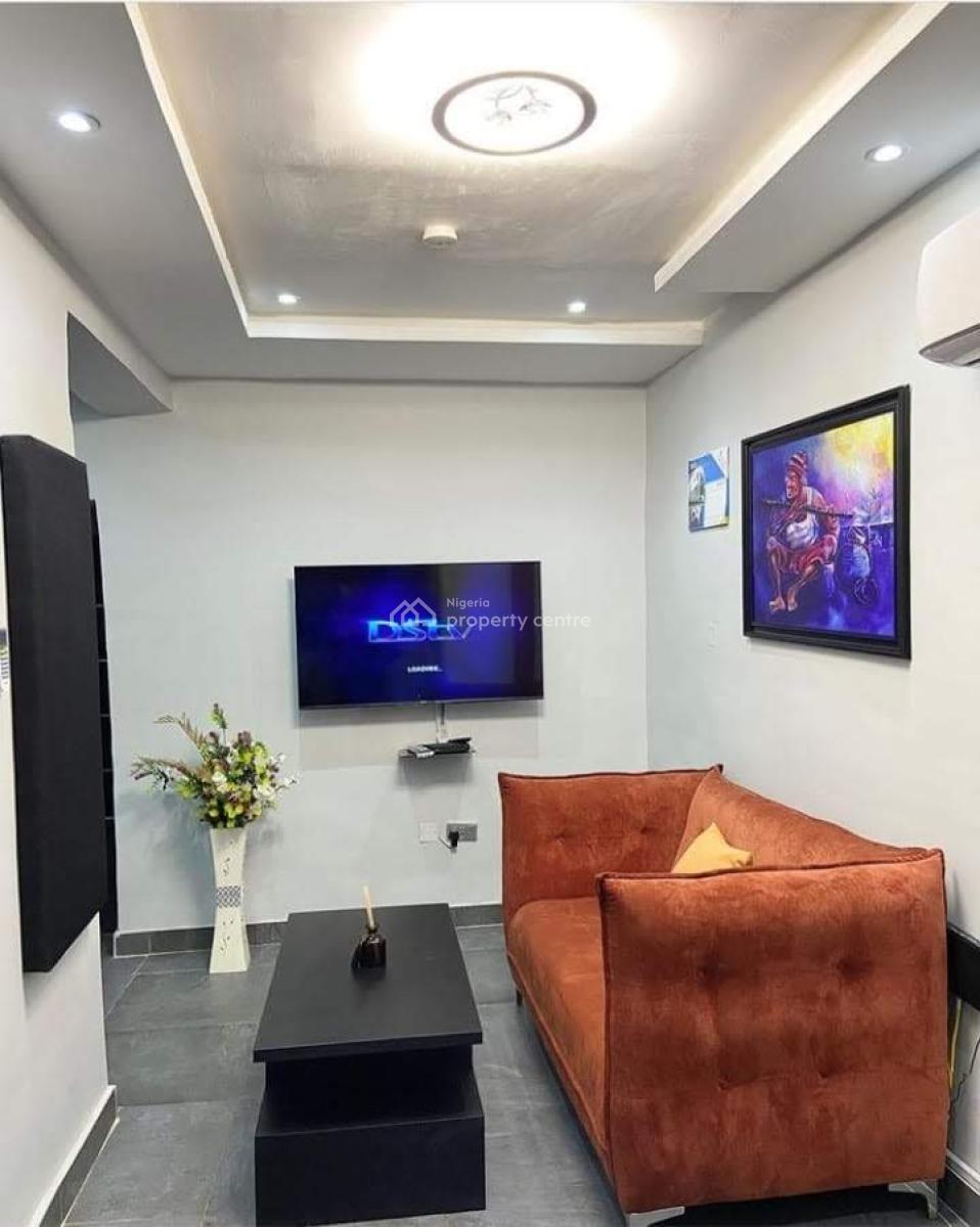 Nicely Furnished 1 Bedroom Apartment, Maryland, Lagos, Flat / Apartment Short Let