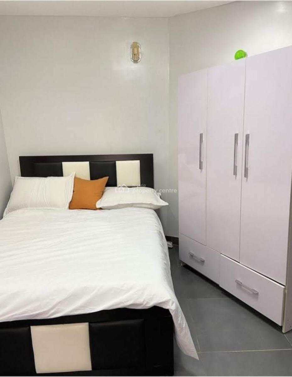 Nicely Furnished 1 Bedroom Apartment, Maryland, Lagos, Flat / Apartment Short Let