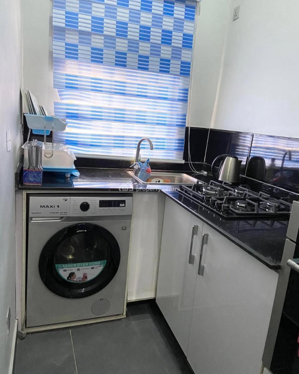 Nicely Furnished 1 Bedroom Apartment, Maryland, Lagos, Flat / Apartment Short Let