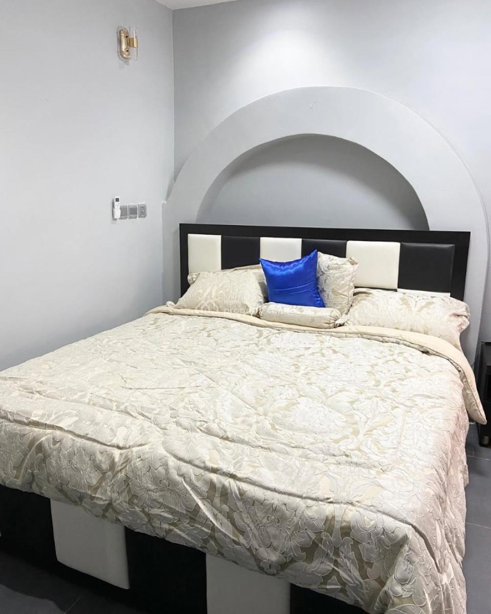Nicely Furnished 1 Bedroom Apartment, Maryland, Lagos, Flat / Apartment Short Let