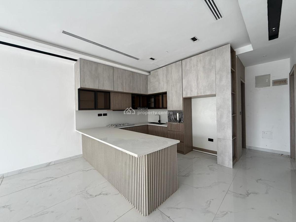 Fully Serviced  2 Bedroom Apartment, Lekki Phase 1, Lekki, Lagos, Flat / Apartment for Sale