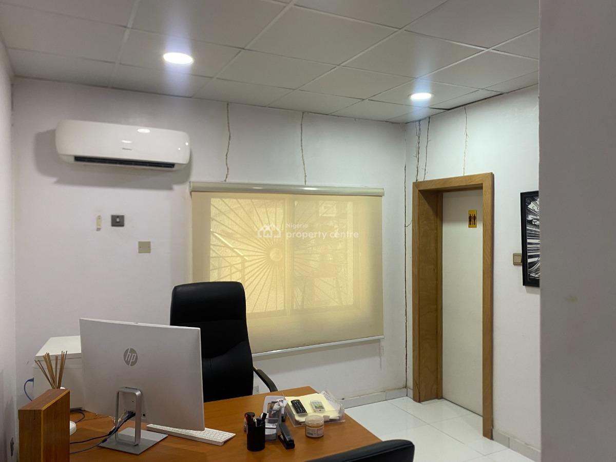 Self Serviced and Furnished Three (3) Rooms Office Space, Ologun Agbaje Street, Victoria Island (vi), Lagos, Office Space for Rent