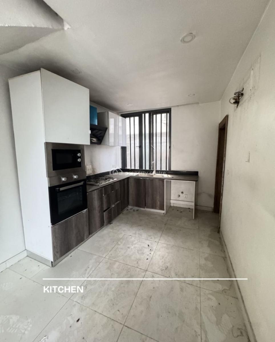 2 Bedroom Maisonnete with a Bq, Lekki Phase One, Lekki, Lagos, Terraced Duplex for Rent
