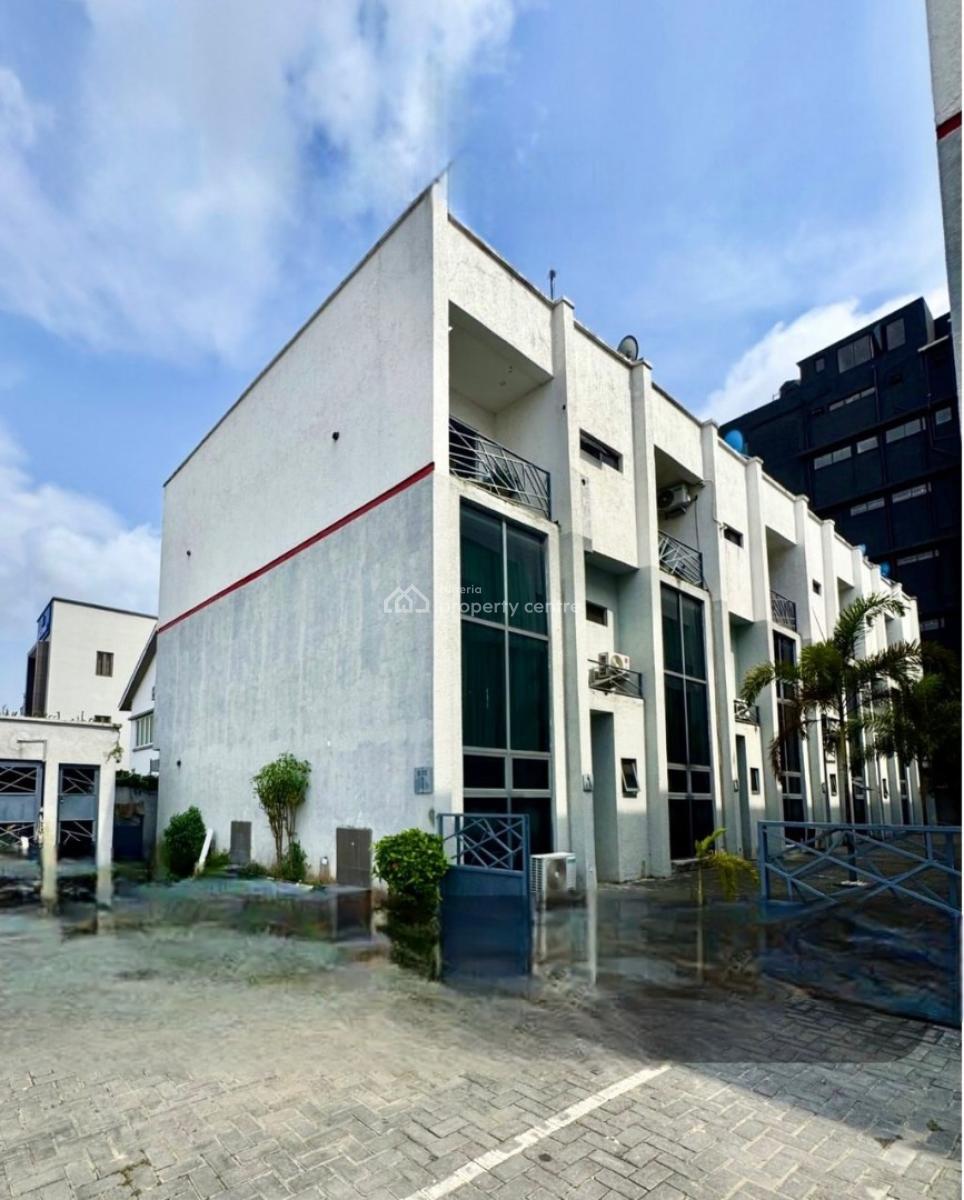 2 Bedroom Maisonnete with a Bq, Lekki Phase One, Lekki, Lagos, Terraced Duplex for Rent