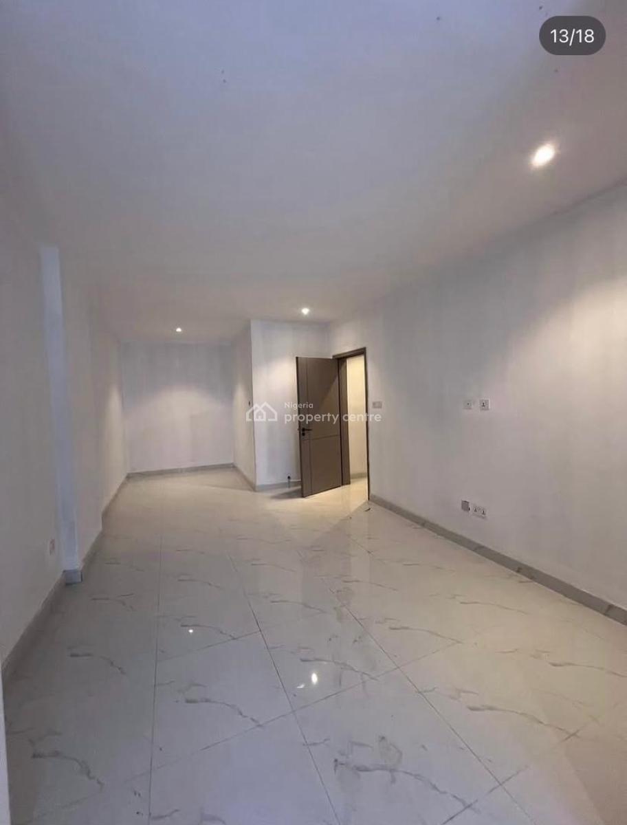 2 Bedroom Maisonette, Freedom Way, Lekki Phase 1, Lekki, Lagos, Flat / Apartment for Rent